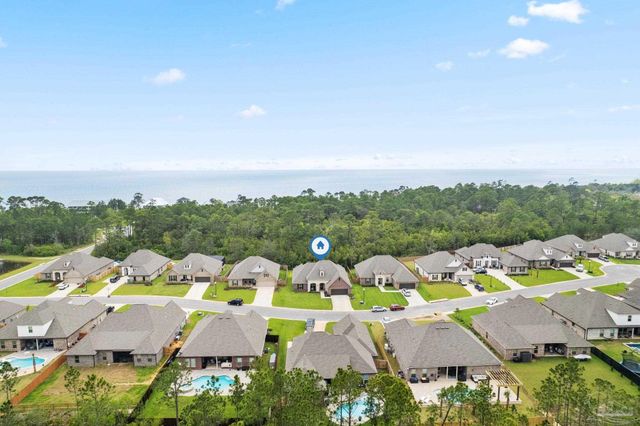 5701 Oak Haven Ln, Gulf Breeze, FL 32563