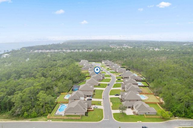 5701 Oak Haven Ln, Gulf Breeze, FL 32563