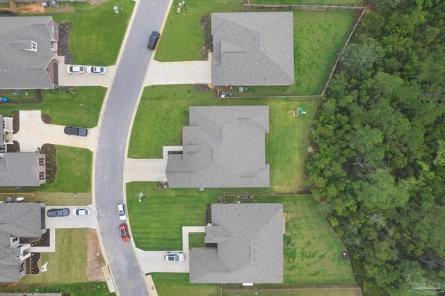 5701 Oak Haven Ln, Gulf Breeze, FL 32563