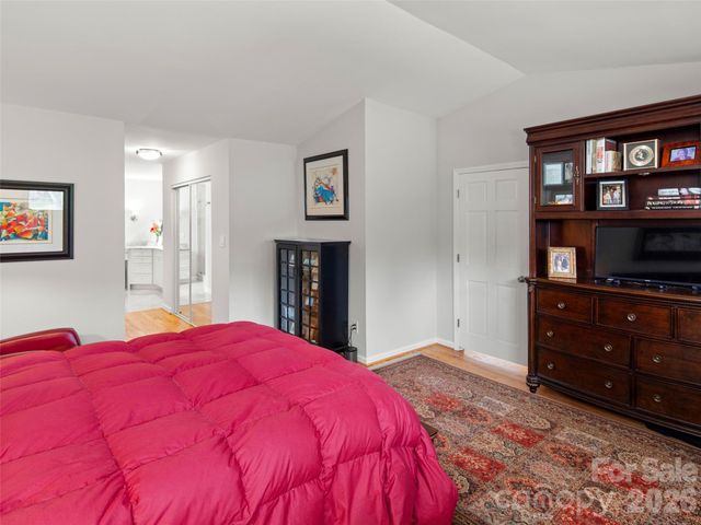 103 Parkway Court, Asheville, NC 28803