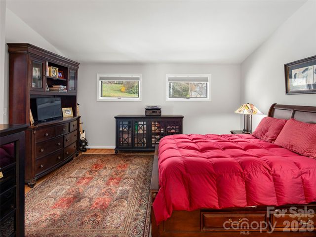 103 Parkway Court, Asheville, NC 28803