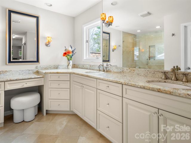 103 Parkway Court, Asheville, NC 28803