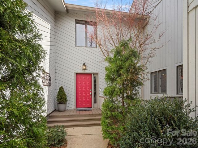 103 Parkway Court, Asheville, NC 28803