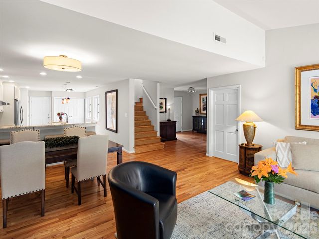 103 Parkway Court, Asheville, NC 28803