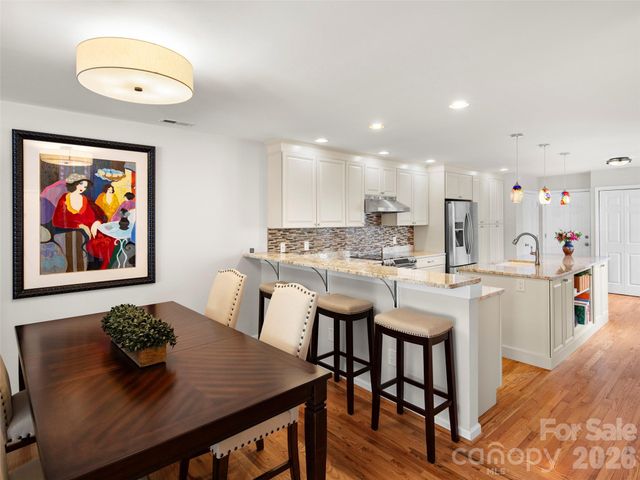 103 Parkway Court, Asheville, NC 28803