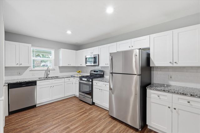 1140 Simpson Drive, Hurst, TX 76053