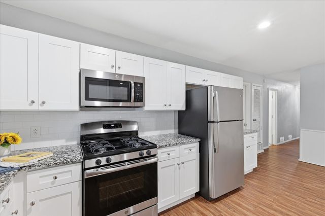 1140 Simpson Drive, Hurst, TX 76053