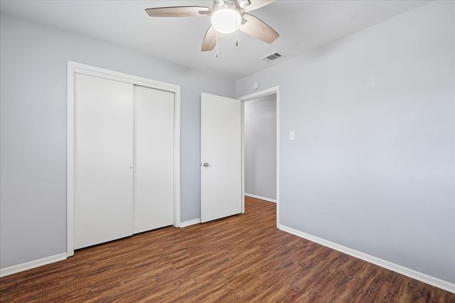 1140 Simpson Drive, Hurst, TX 76053