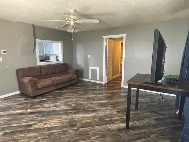 23501 1ST AVE, Caputa, SD 57725