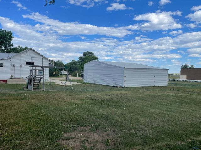 23501 1ST AVE, Caputa, SD 57725