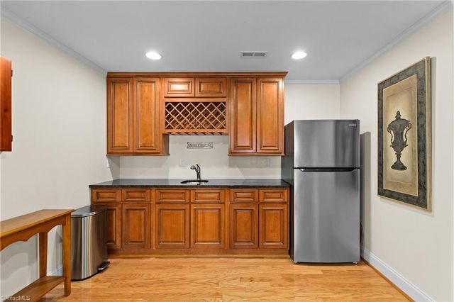 3630 Rosebriar Circle, Winston-salem, NC 27106