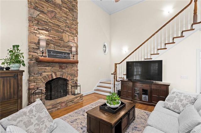 3630 Rosebriar Circle, Winston-salem, NC 27106