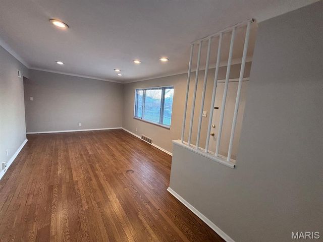 1158 Brightling Drive, St Louis, MO 63132