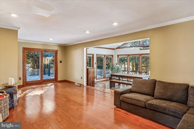 1712 BACHMAN VALLEY DR, Westminster, MD 21157