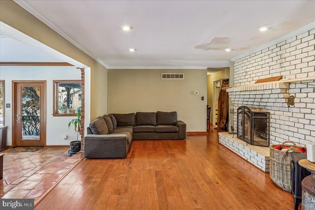 1712 BACHMAN VALLEY DR, Westminster, MD 21157