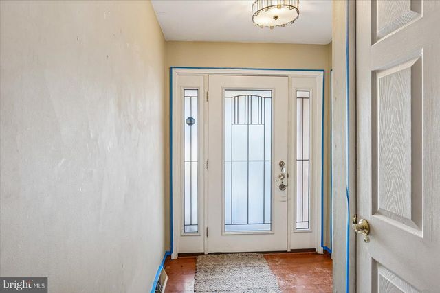 1712 BACHMAN VALLEY DR, Westminster, MD 21157