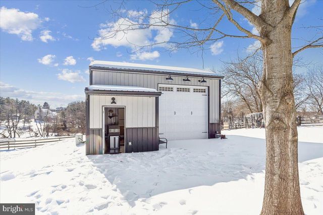 1712 BACHMAN VALLEY DR, Westminster, MD 21157