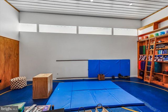 1712 BACHMAN VALLEY DR, Westminster, MD 21157