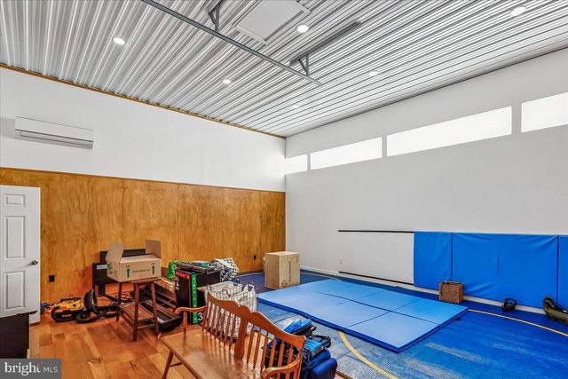 1712 BACHMAN VALLEY DR, Westminster, MD 21157