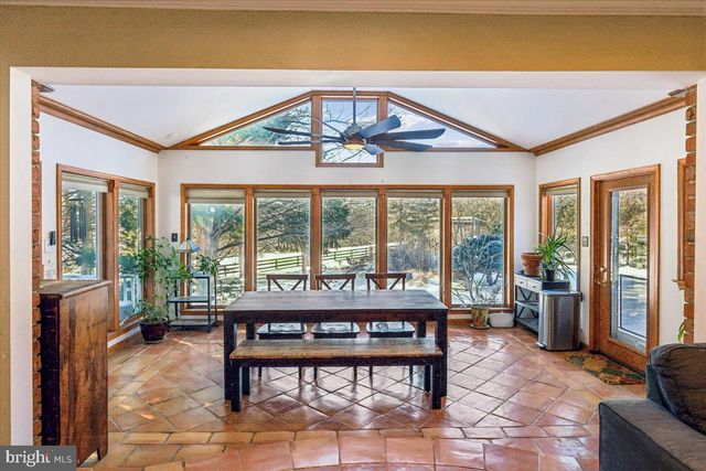 1712 BACHMAN VALLEY DR, Westminster, MD 21157