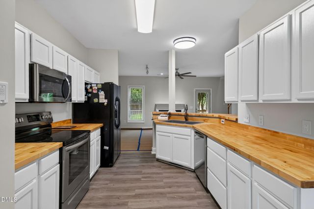 2808 Tryon Pines Drive, Raleigh, NC 27603