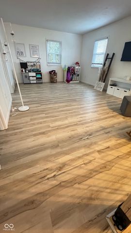 606 W 1050 N, Fortville, IN 46040