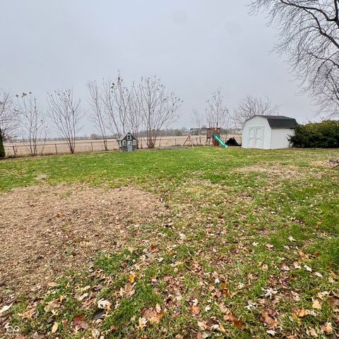 606 W 1050 N, Fortville, IN 46040