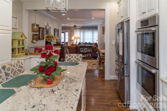 308 Beall Street NW, Lenoir, NC 28645