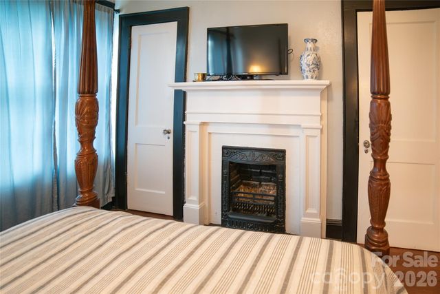 308 Beall Street NW, Lenoir, NC 28645