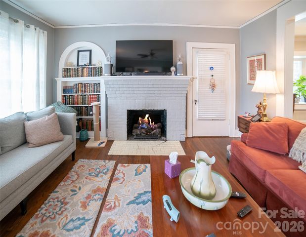 308 Beall Street NW, Lenoir, NC 28645