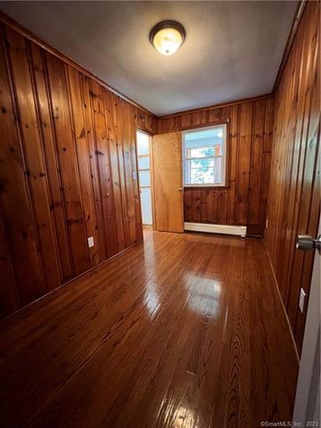 53 Pixlee Place 2nd FL, Bridgeport, CT 06610