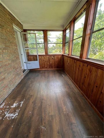 53 Pixlee Place 2nd FL, Bridgeport, CT 06610