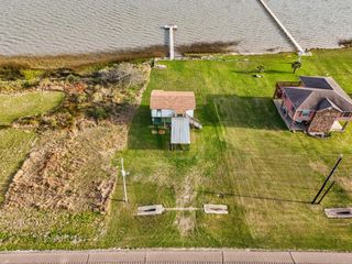 5289 State Highway 35 S, Palacios, TX 77465