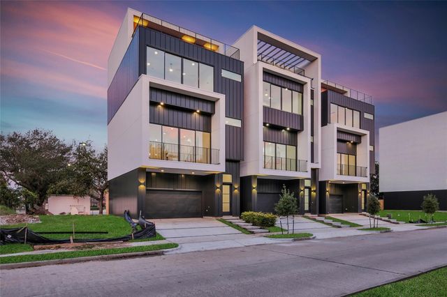 709 Memorial Heights Drive, Houston, TX 77007