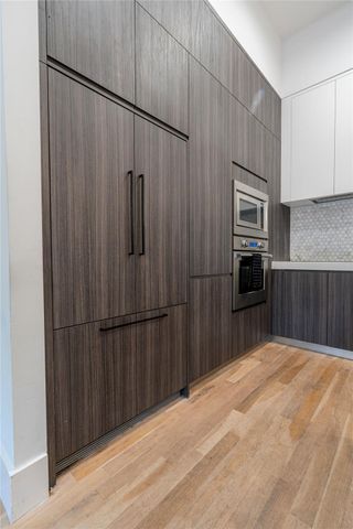 709 Memorial Heights Drive, Houston, TX 77007