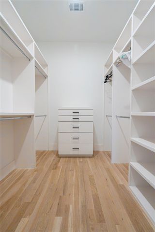 709 Memorial Heights Drive, Houston, TX 77007