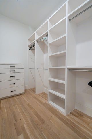 709 Memorial Heights Drive, Houston, TX 77007