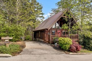 2705 Alps Way, Pigeon Forge, TN 37863