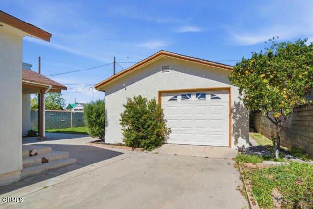 209 Lafayette Drive, Oxnard, CA 93036