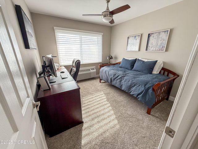 1 21st Avenue 3G, South Seaside Park, NJ 08752