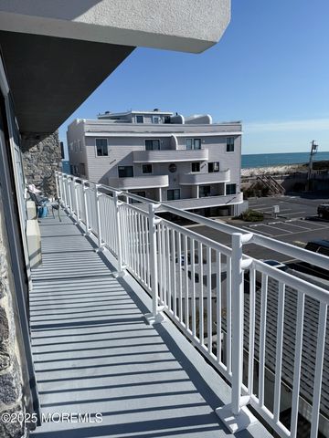 1 21st Avenue 3G, South Seaside Park, NJ 08752