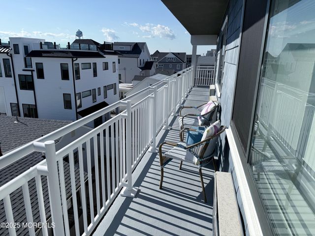 1 21st Avenue 3G, South Seaside Park, NJ 08752