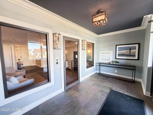 1 21st Avenue 3G, South Seaside Park, NJ 08752