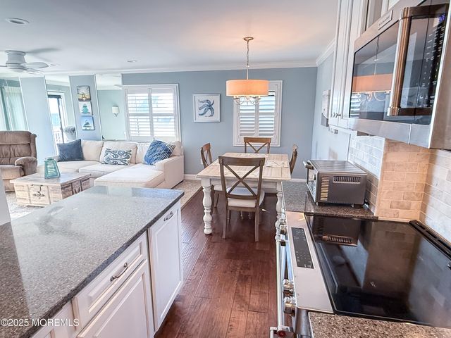 1 21st Avenue 3G, South Seaside Park, NJ 08752