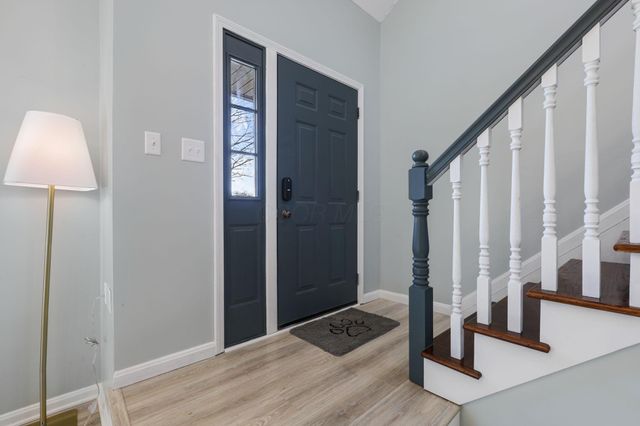 31 Linnell Drive NW, Granville, OH 43023