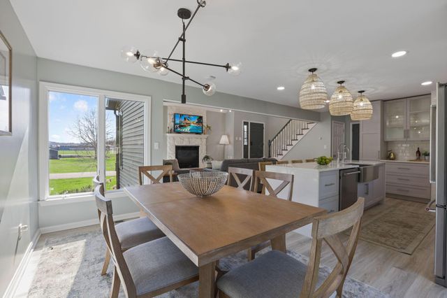 31 Linnell Drive NW, Granville, OH 43023