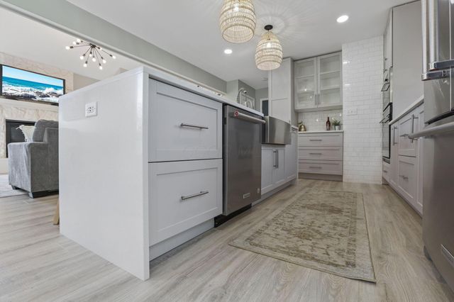 31 Linnell Drive NW, Granville, OH 43023