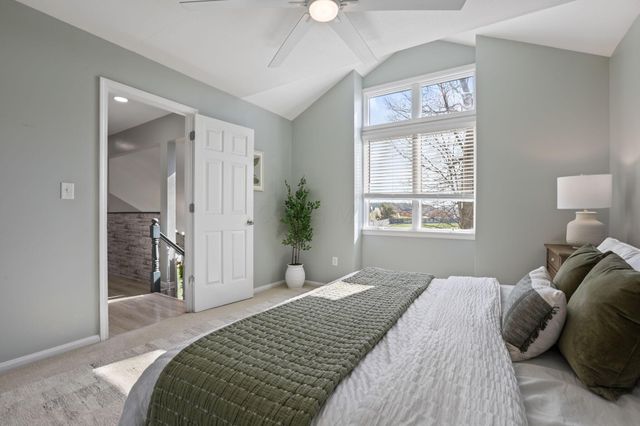31 Linnell Drive NW, Granville, OH 43023