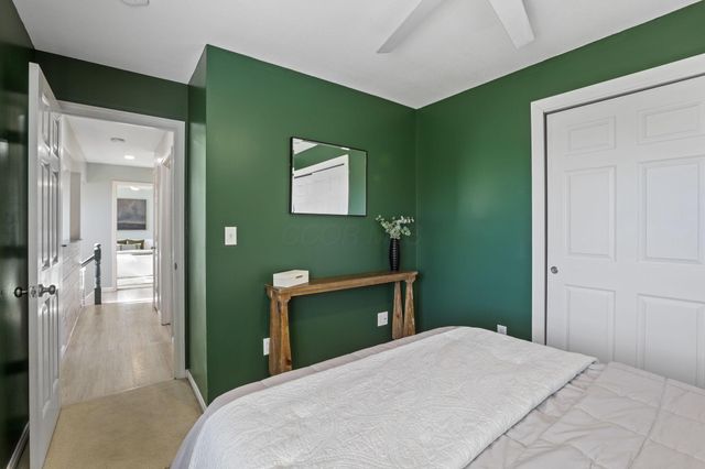 31 Linnell Drive NW, Granville, OH 43023
