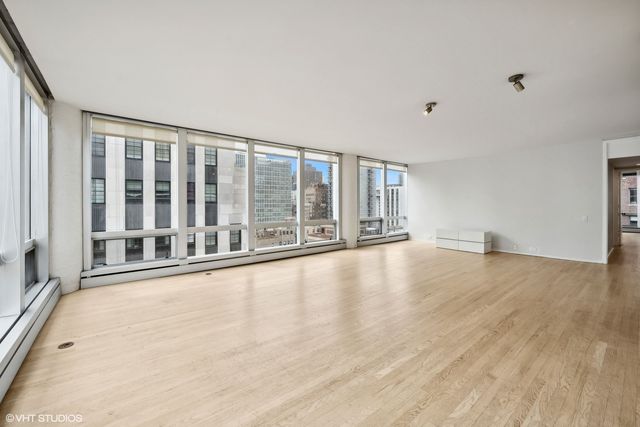 1300 N Astor Street 15AB, Chicago, IL 60610